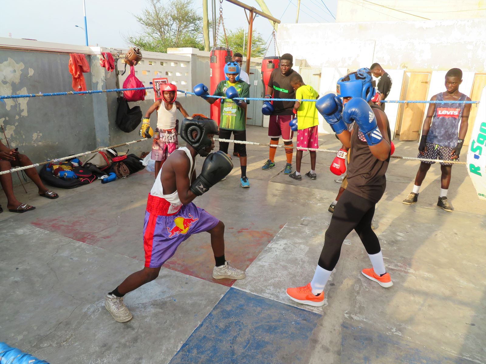 tour-of-boxing-clubs-and-gyms-in-jamestown-accra