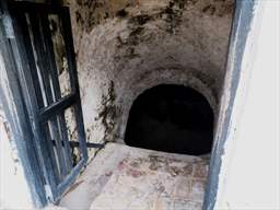 entrance to former slave dungeon ghana